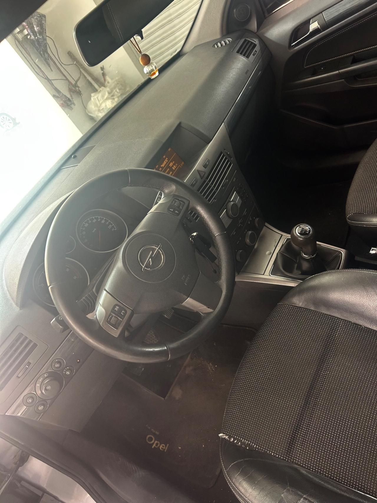 Opel Astra 1.9 CDTI 120CV Station Wagon Cosmo