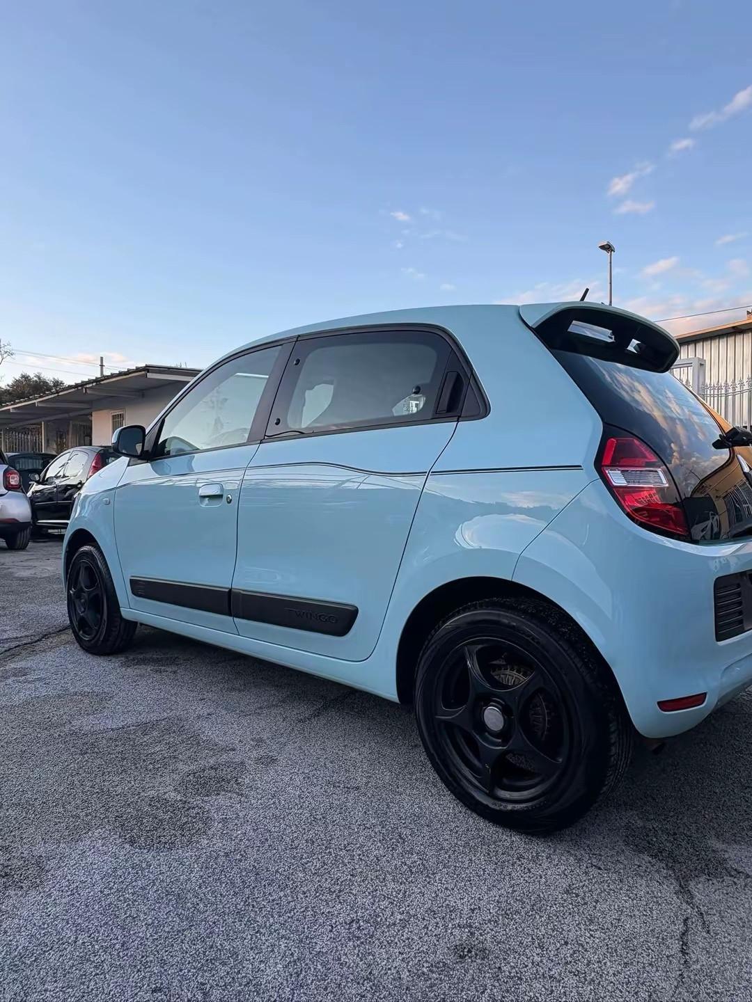 Renault Twingo SCe EDC Intens