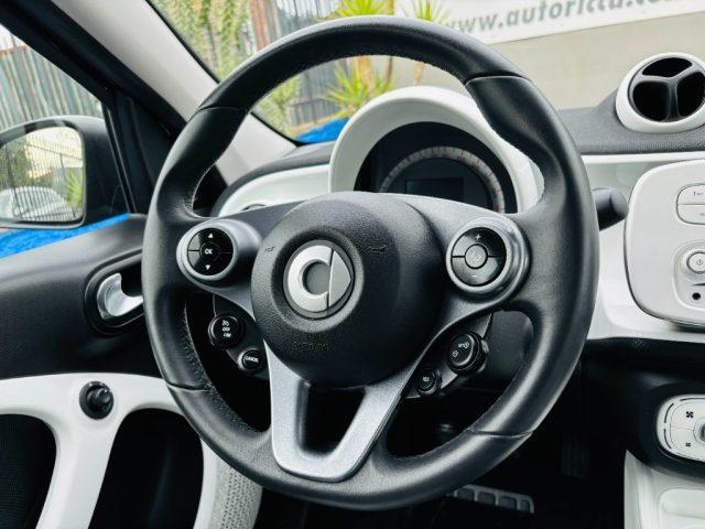SMART ForFour 1.0 70CV Passion UNICO PROPRIETARIO*INTERNI BIANCO