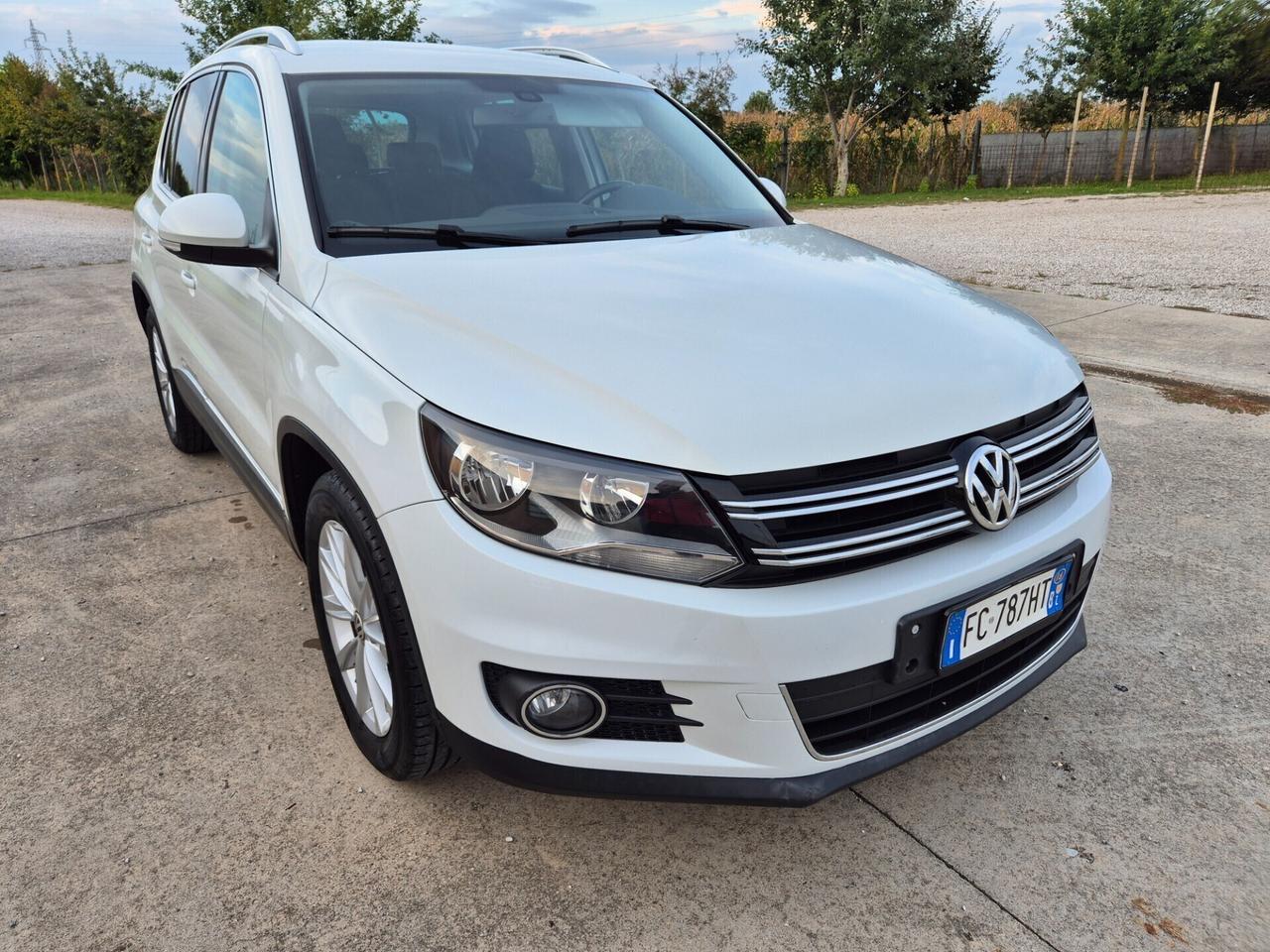 Volkswagen Tiguan 2.0 TDI 110 CV Sport & Style Blu