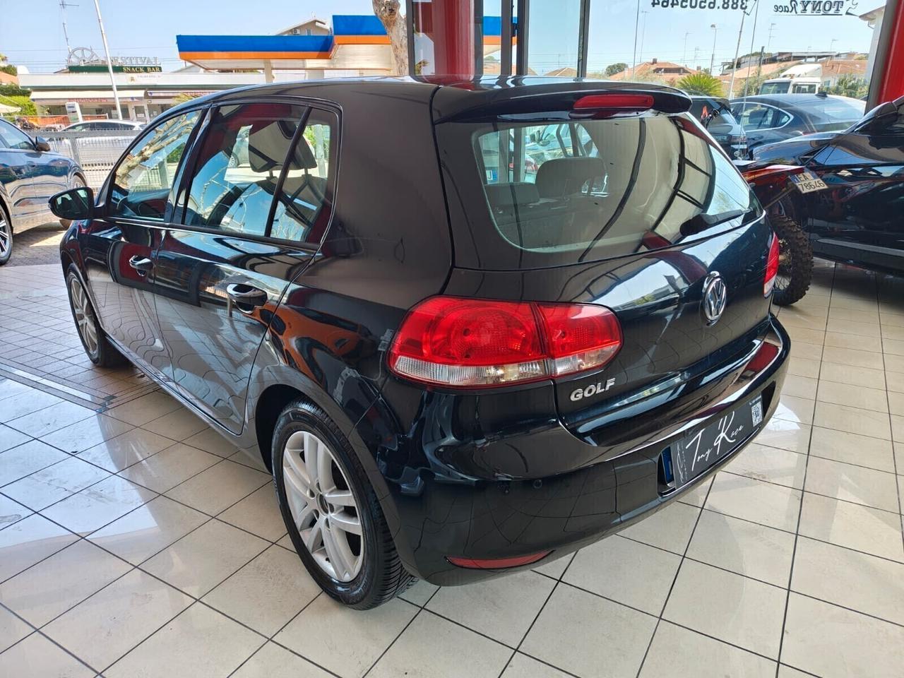 Volkswagen Golf 1.4 5 PORTE METANO