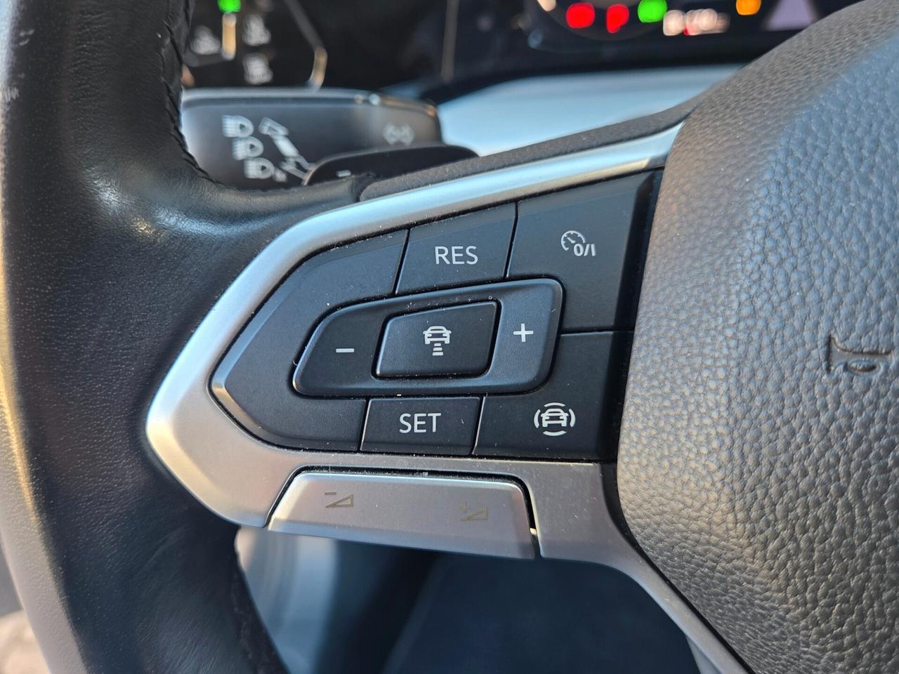 Volkswagen Golf 2.0 TDI DSG Life