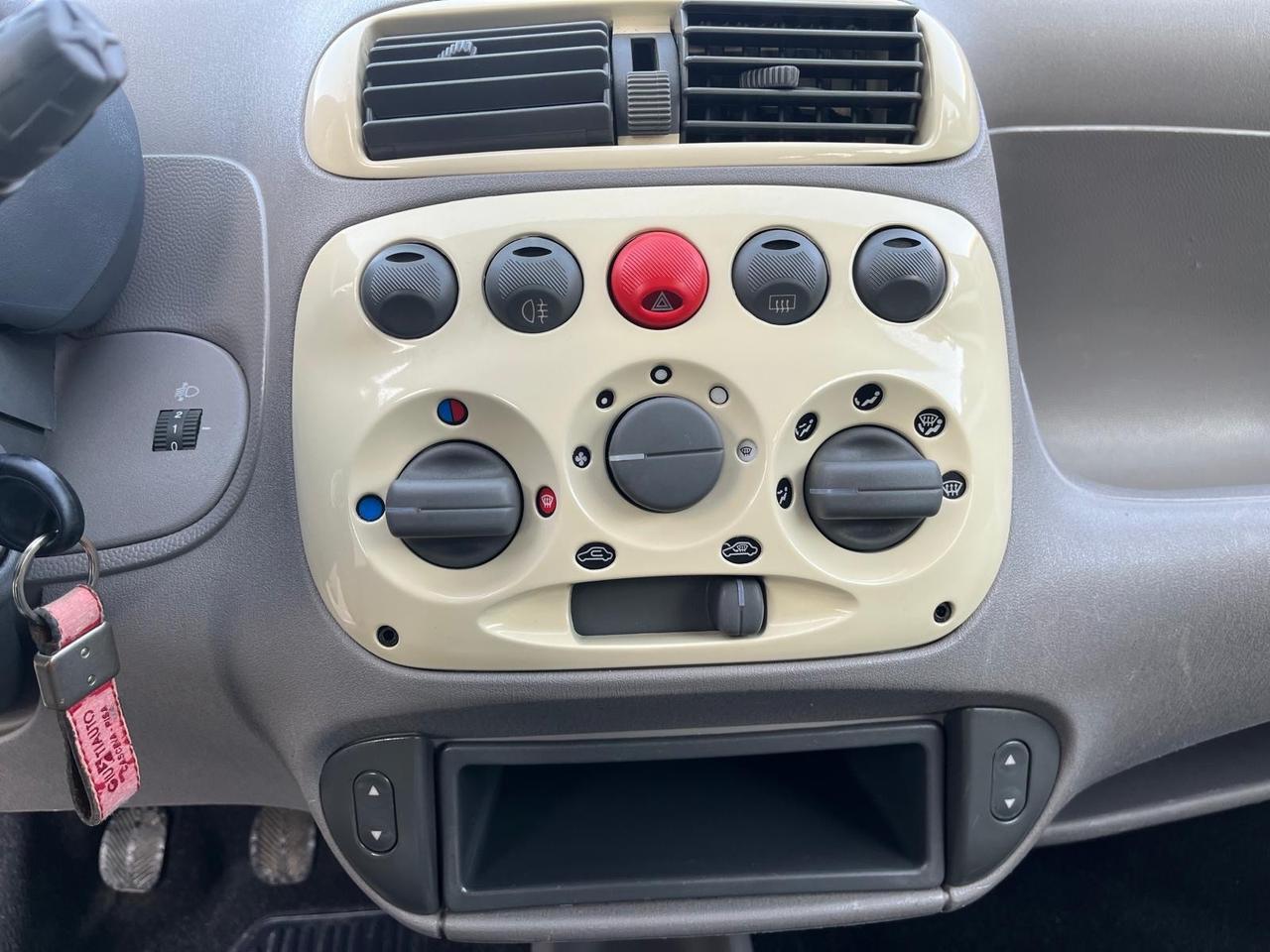 Fiat 600 1100 benz-km 28000-full-2010