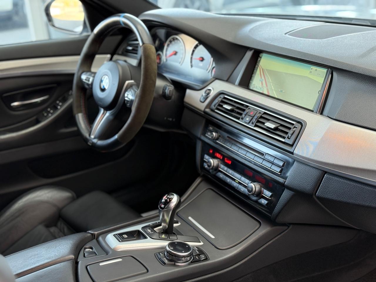 Bmw M5 4.4 V8 Accettiamo permute