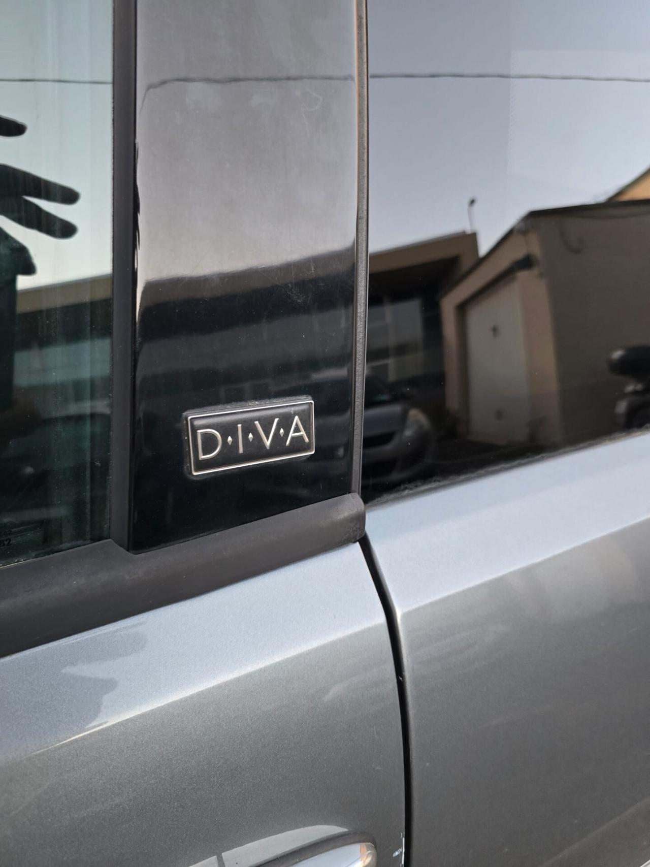 Lancia Ypsilon 1.2 69 CV Diva perfetta unico proprietario 70 mila km possibilita garanzia 12 mesi