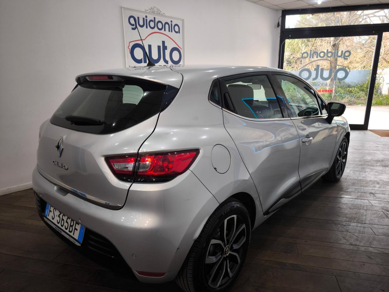 Renault Clio dCi 8V 90 CV Start&Stop 5 porte Energy Duel