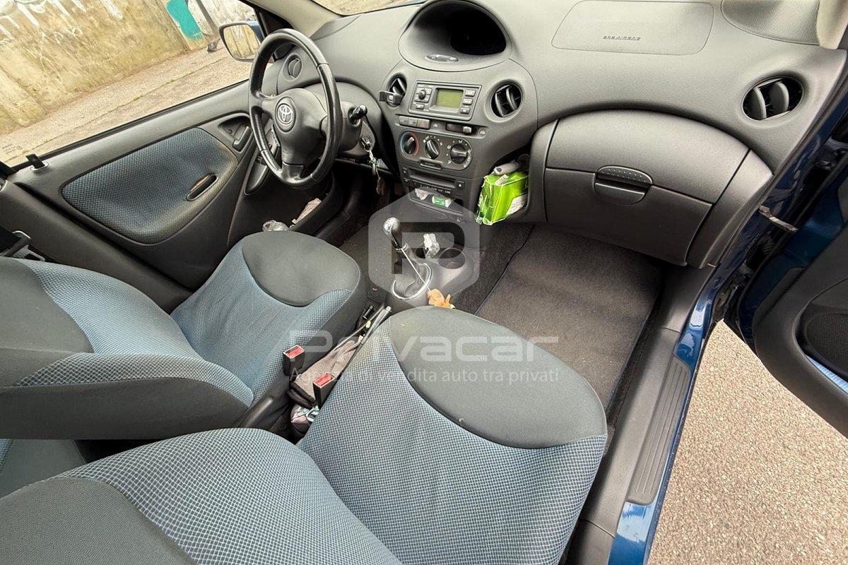 TOYOTA Yaris 1.0i 16V cat 5 porte Expo