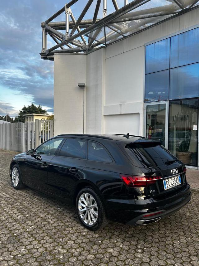 AUDI A4 Avant 30 TDI/136 CV S tronic NEO PATENTATO