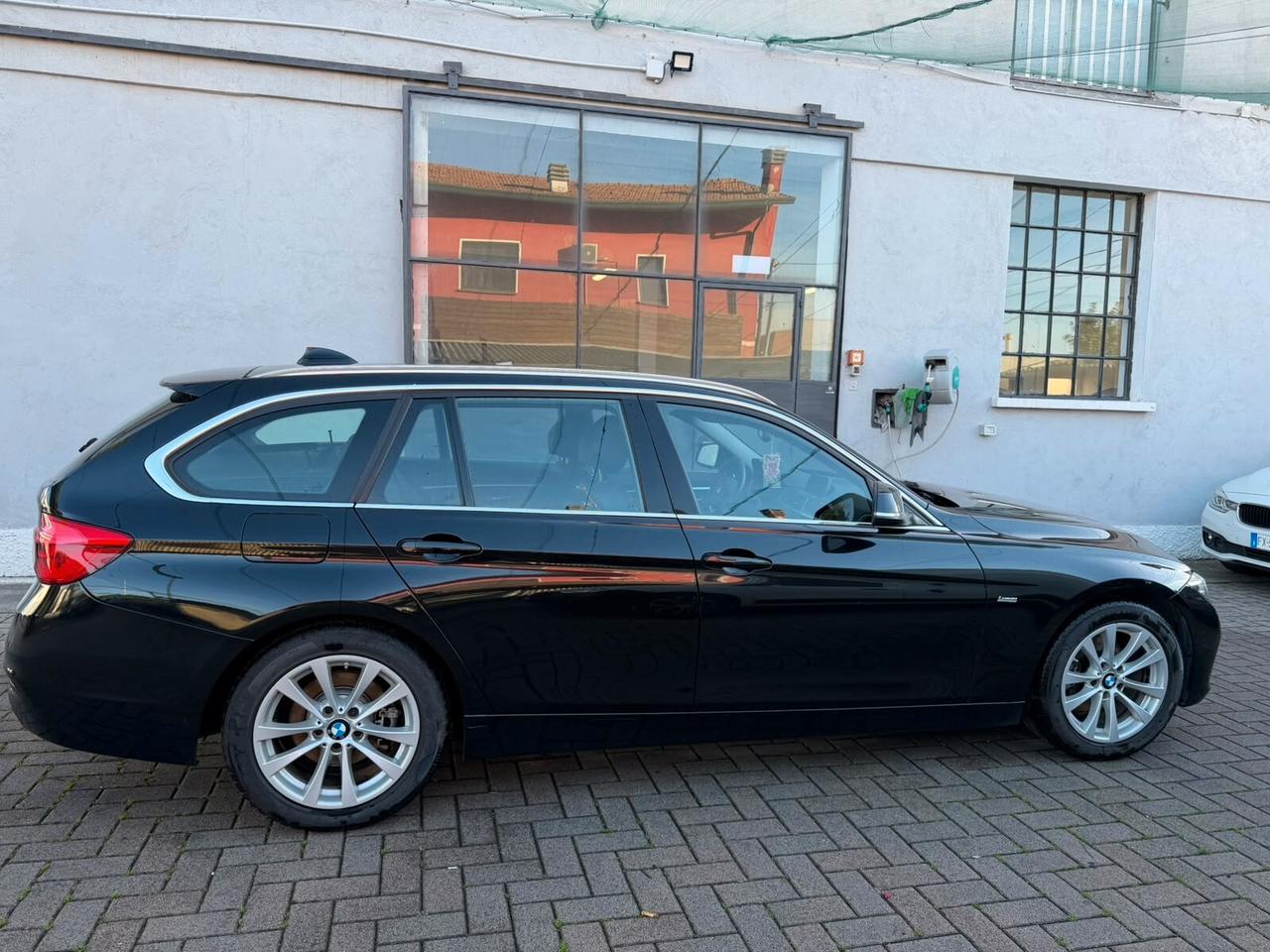 Bmw 320 320d Touring Luxury