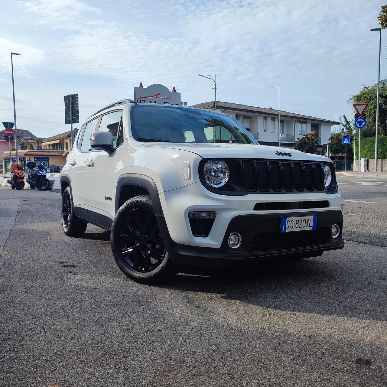 Jeep Renegade 1.0 t3 Night Eagle 2wd gpl