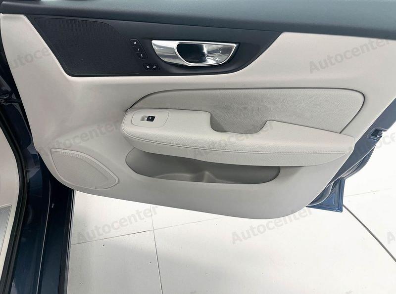 Volvo V60 B3 163CV GEARTRONIC INSCRIPTION **AUTOCARRO N1**