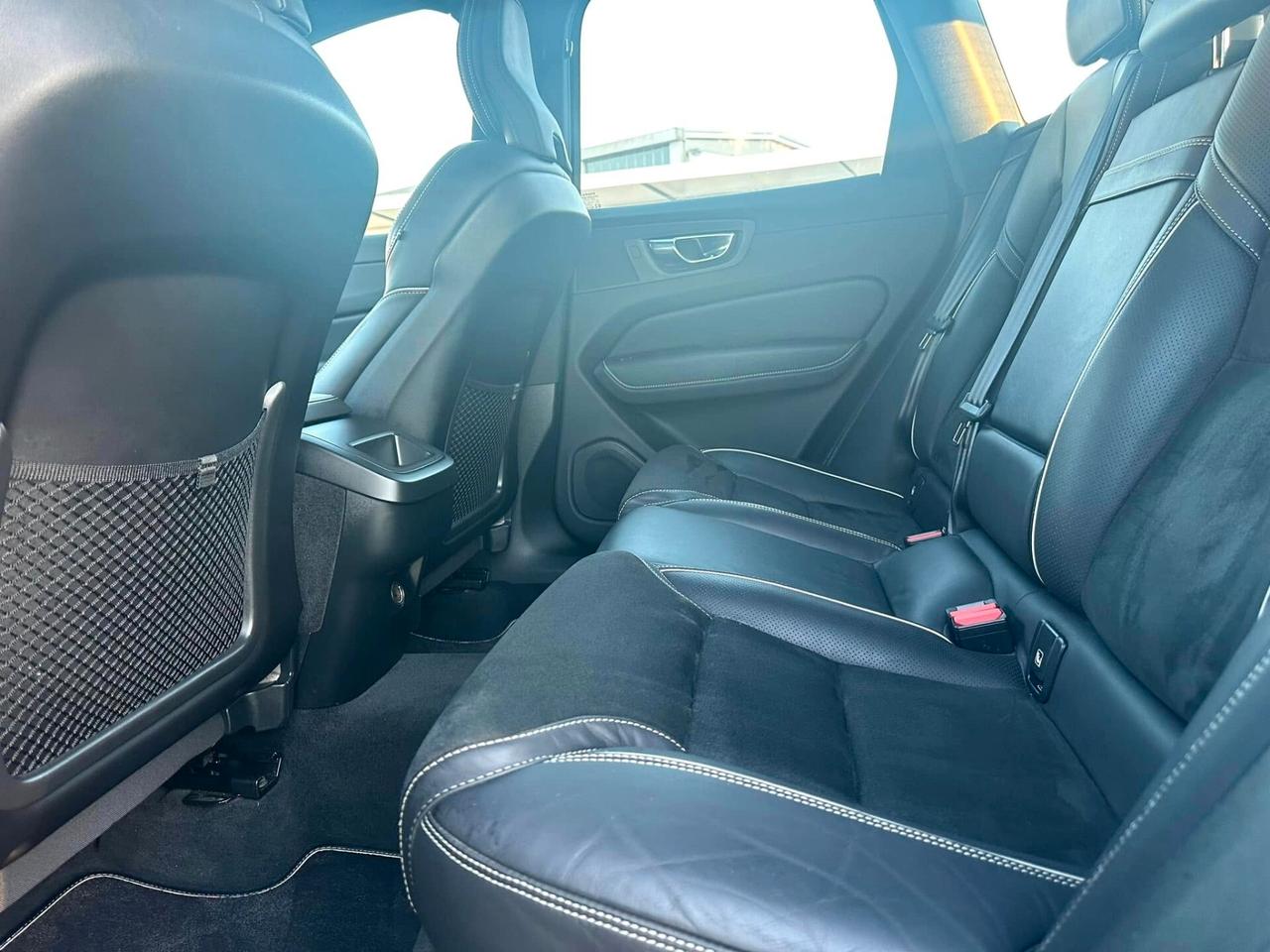 Volvo XC60 D4 AWD R-design
