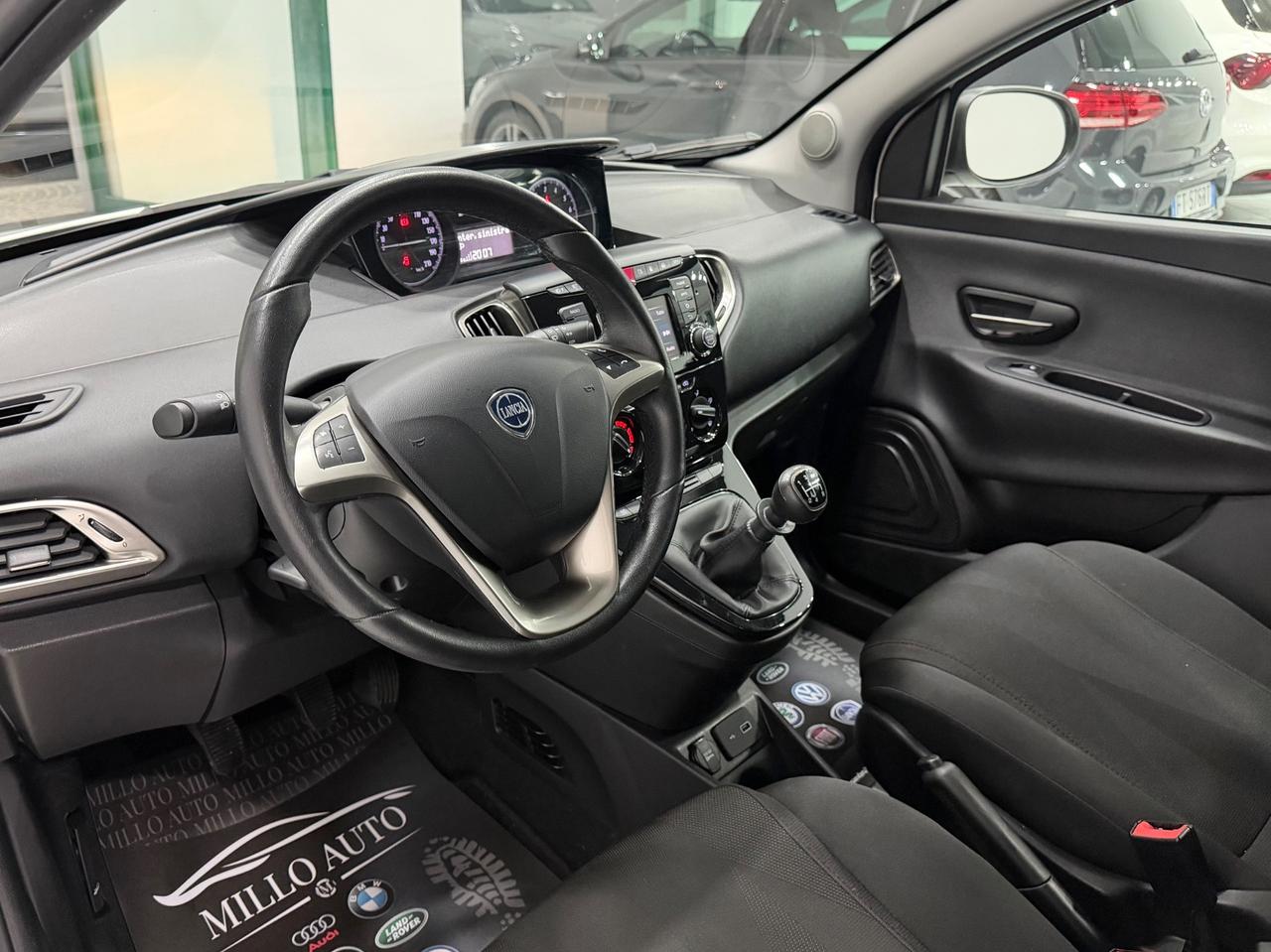 Lancia Ypsilon 1.2 69 CV 5 porte GPL Ecochic Gold