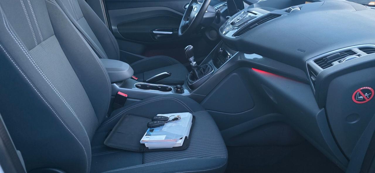 Ford C-Max 2.0 TDCi 163CV Titanium