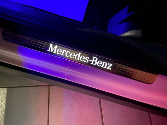 MERCEDES-BENZ GLA 200 d Automatic Premium Amg PACK NIGHT