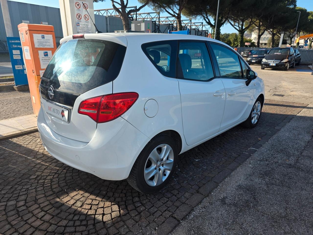 Opel Meriva 1.4 100CV Cosmo con 150.000km Neopatentati ok