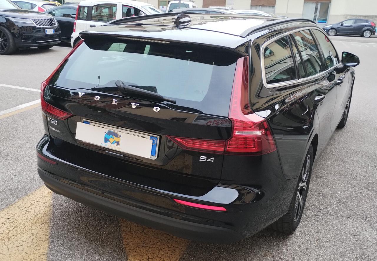 Volvo V60 2.0 MHEV Hybrid Core PROMMO