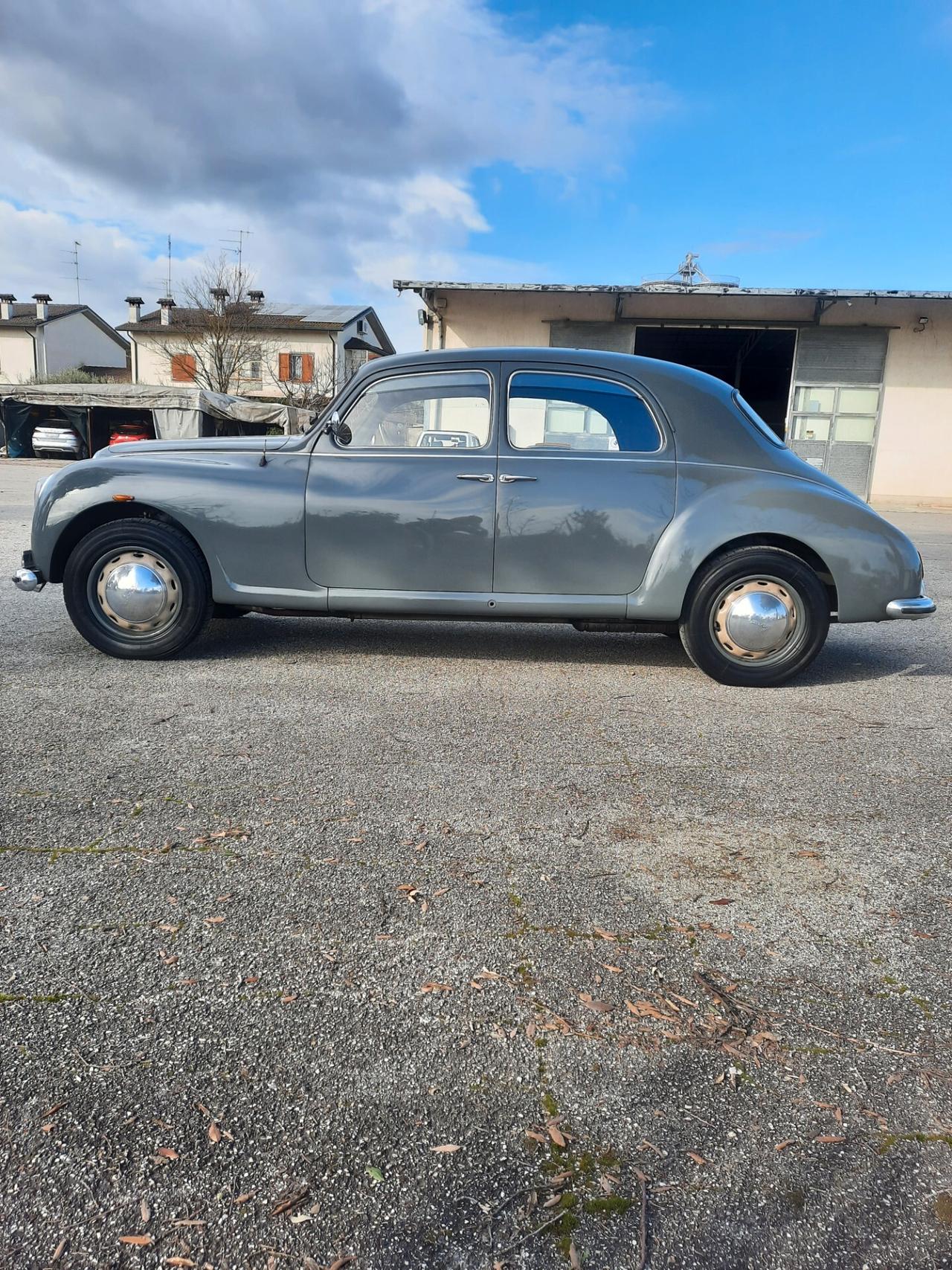 Lancia Aurelia B21