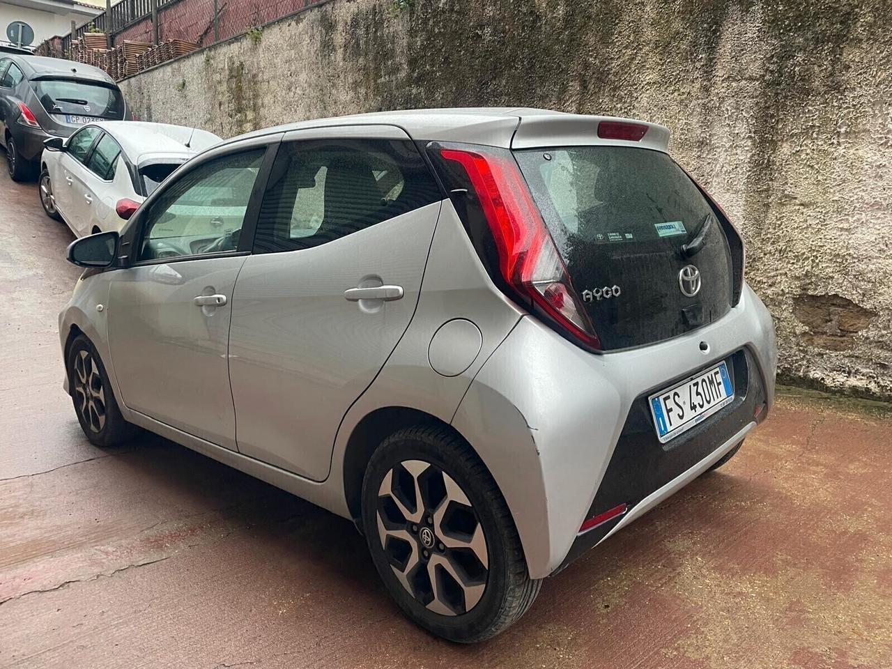 TOYOTA AYGO 1.0 AUTOMATICA* PREZZO VERO* 5 PORTE UNIPRO- KM CERTI- GARANZIA 12 MESIU