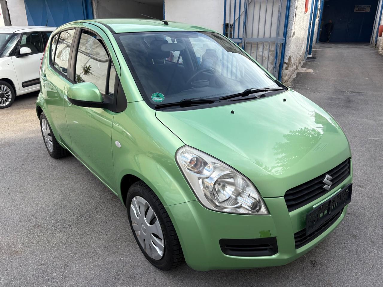 Suzuki Splash 1.0 L