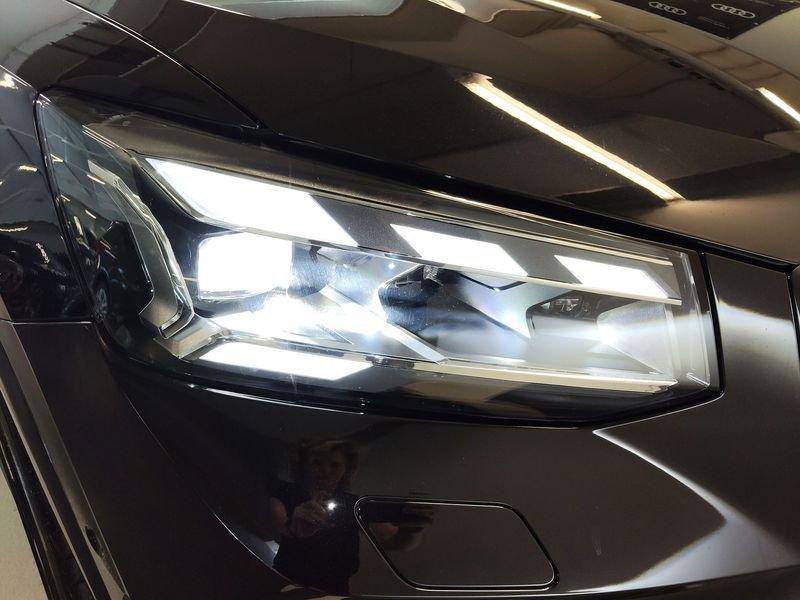 Audi Q2 30 TDI S line Edition