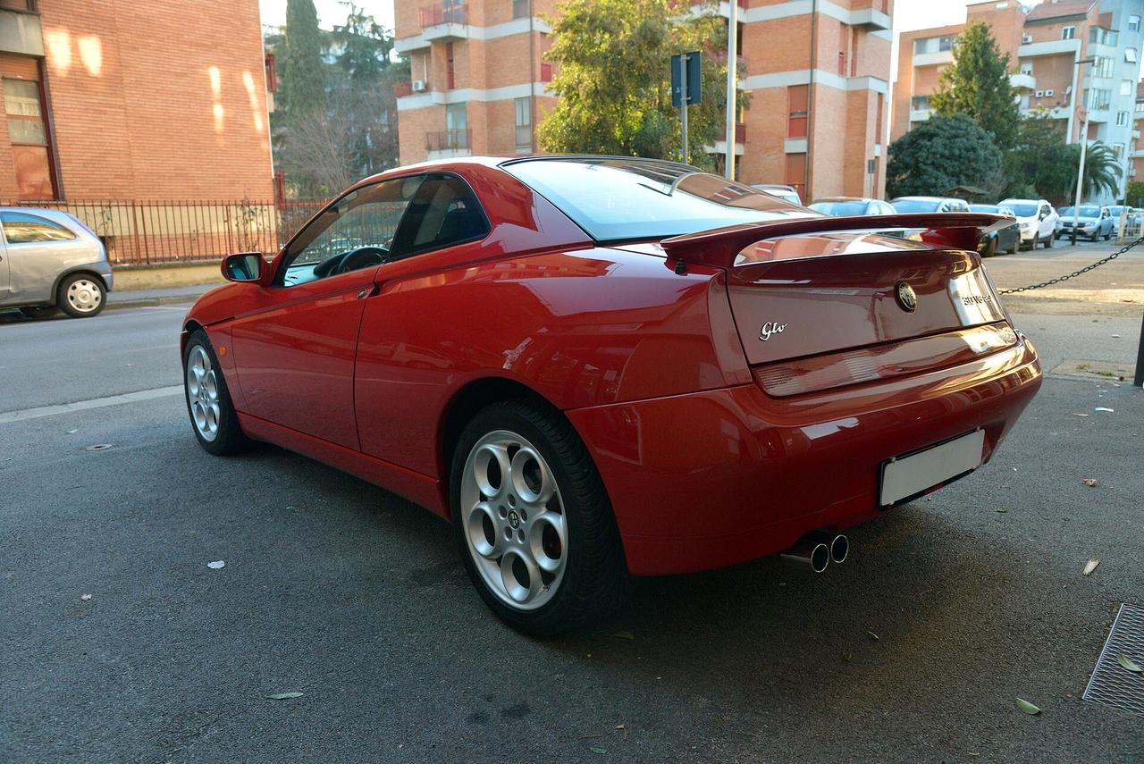 Alfa Romeo GTV 3.0i V6 24V Lusso