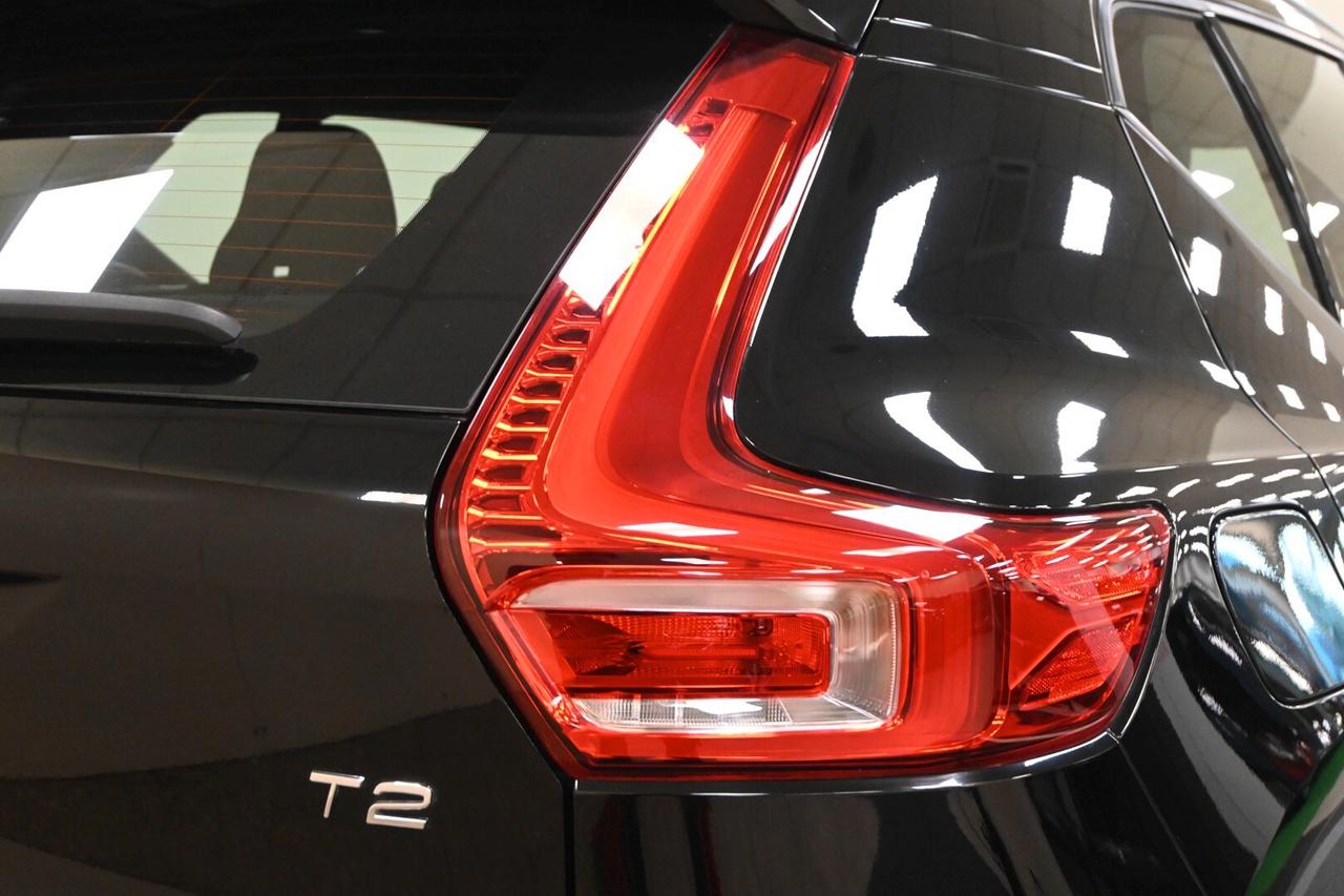 VOLVO XC40 (2017-->) XC40 T2 automatico Core