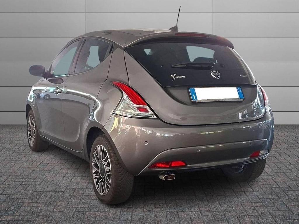 Lancia Ypsilon 5 Porte 1.0 FireFly Hybrid Gold