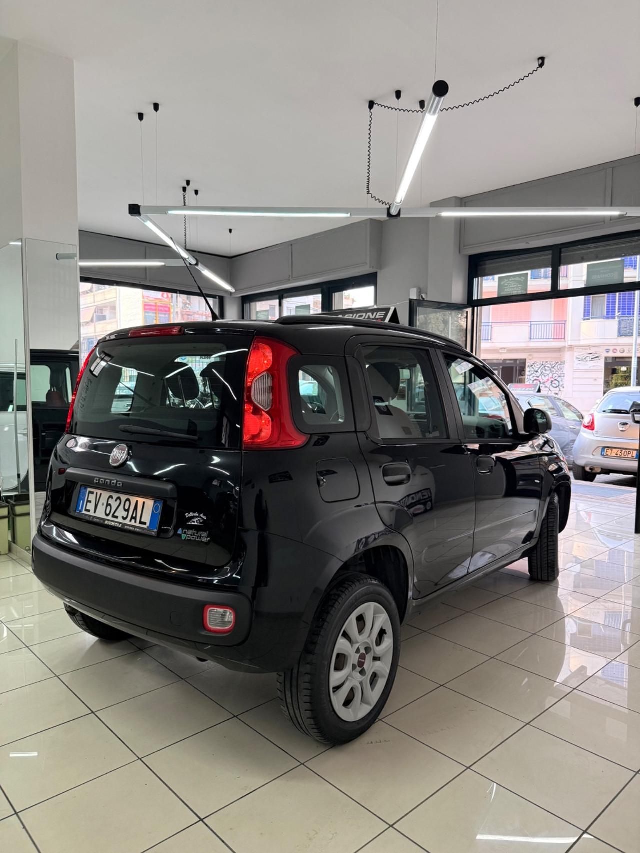 Fiat Panda 0.9 TwinAir Turbo Natural Power Lounge