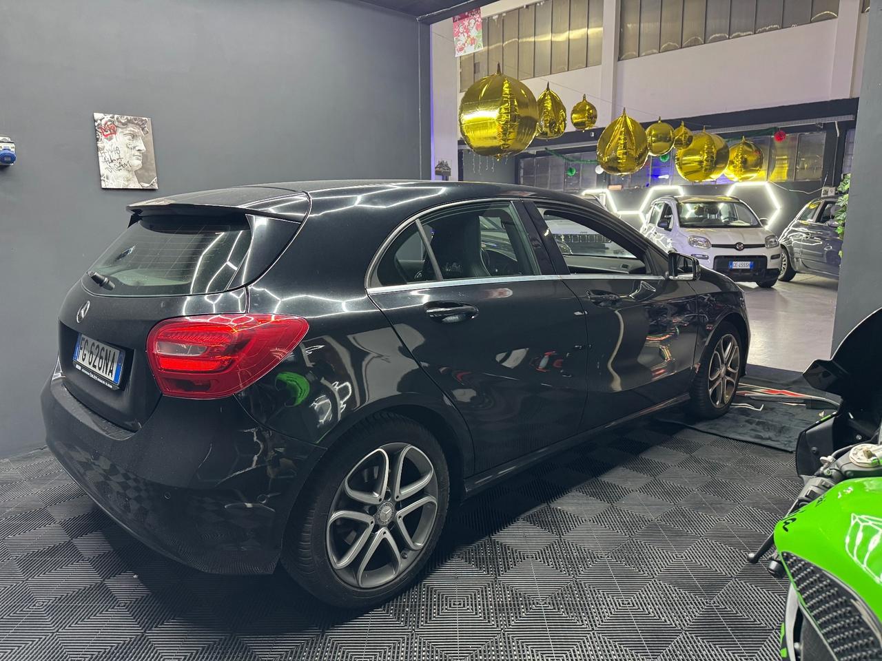 Mercedes-benz A 180 d Automatic Premium