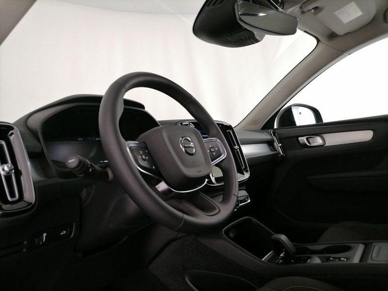 Volvo XC40 1.5 t3 Momentum Pro 163cv auto my21