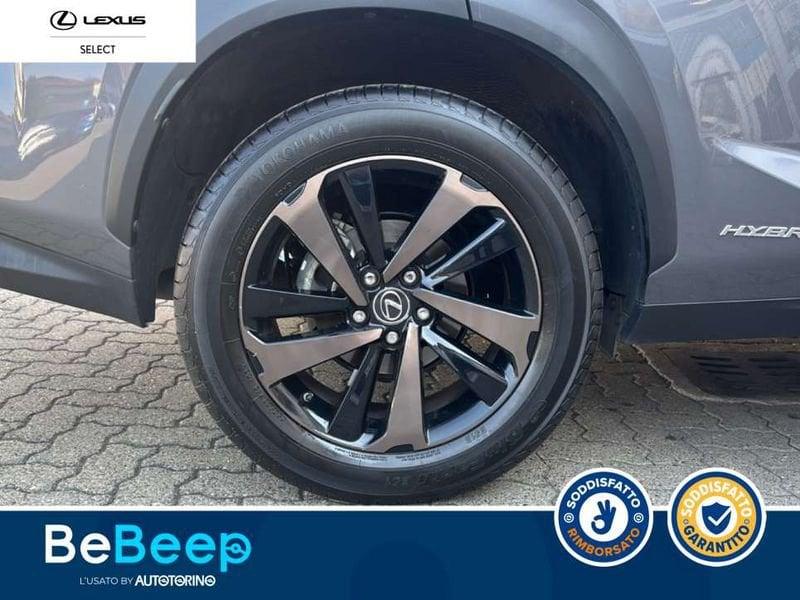 Lexus NX 300H 2.5 PREMIUM 4WD CVT