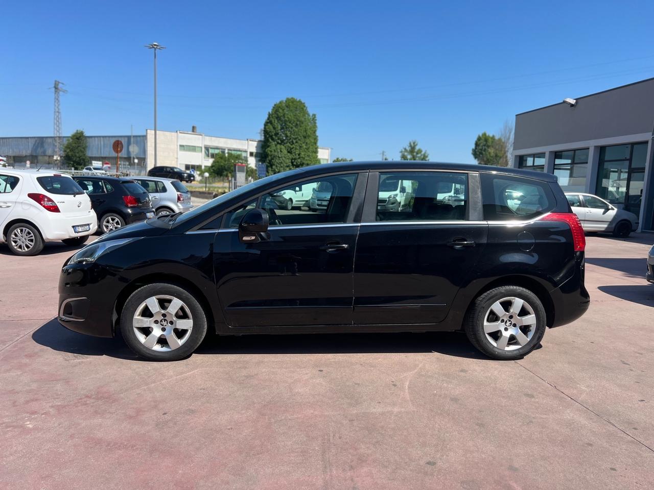 Peugeot 5008 BlueHDi 120 S&S Active