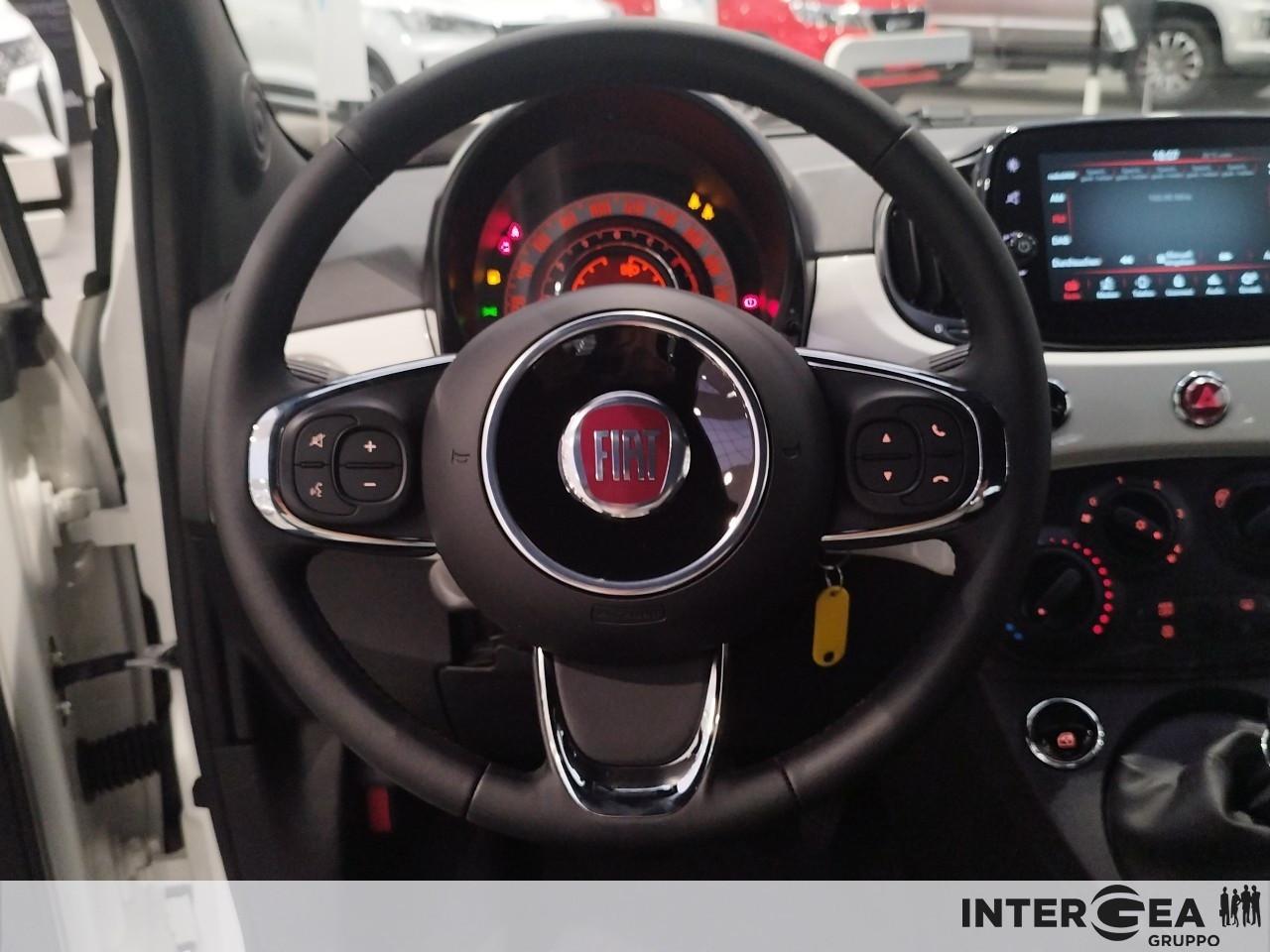 FIAT 500C 1.0 hybrid 70cv