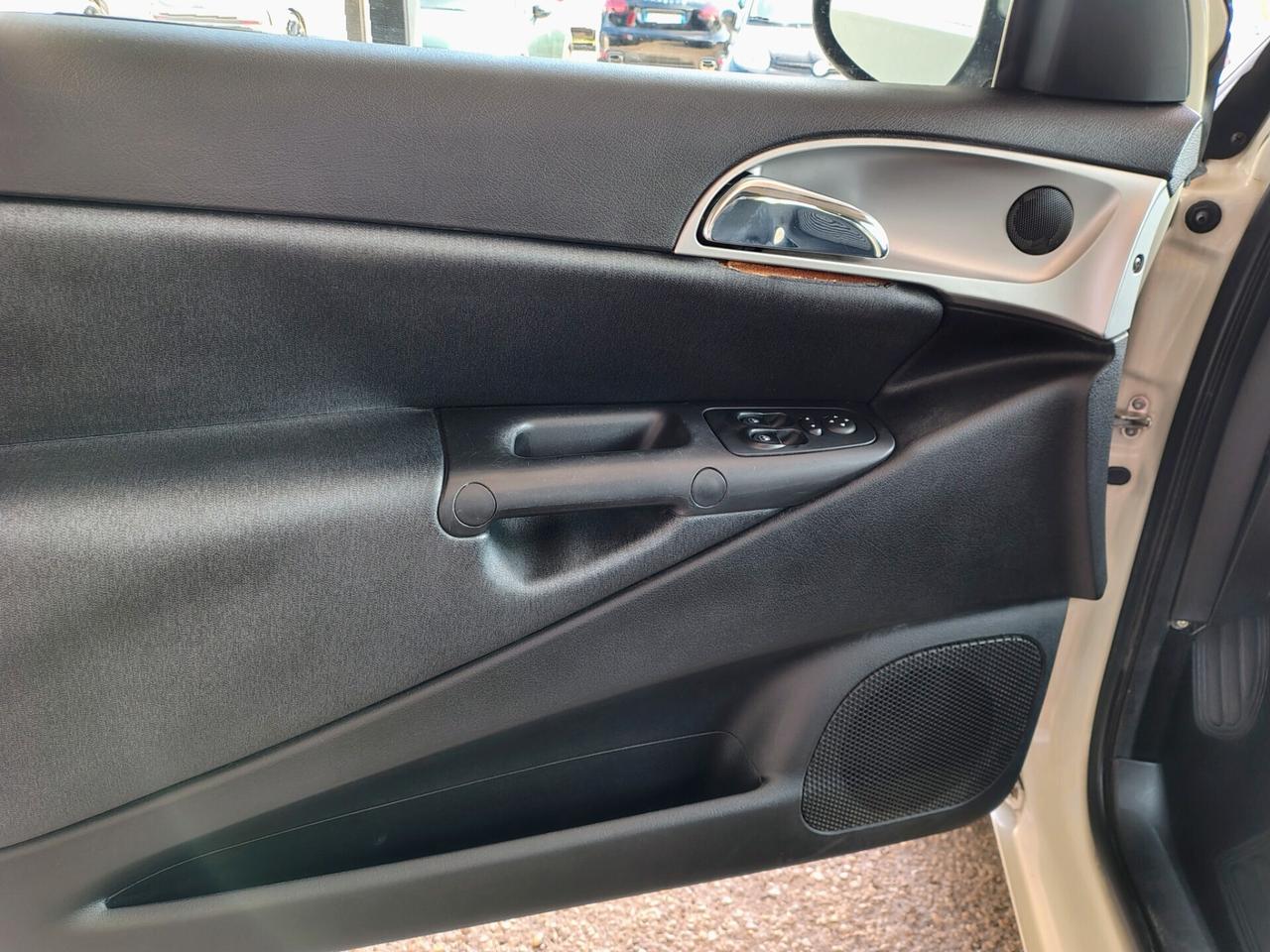 Lancia Ypsilon 1.2 Elle