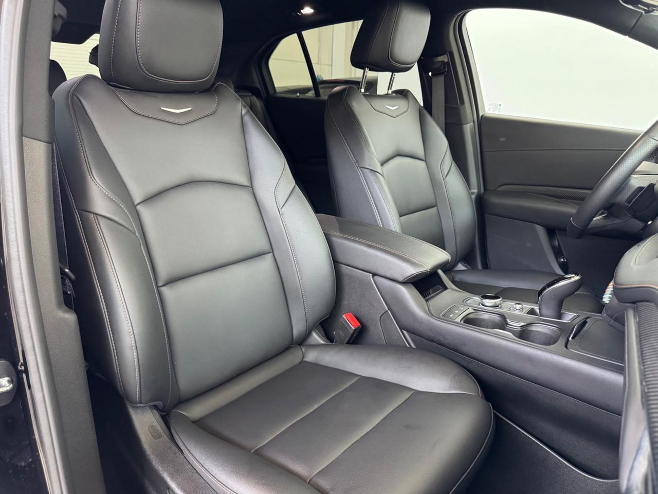 Cadillac XT4 350 TD AWD Premium Luxury