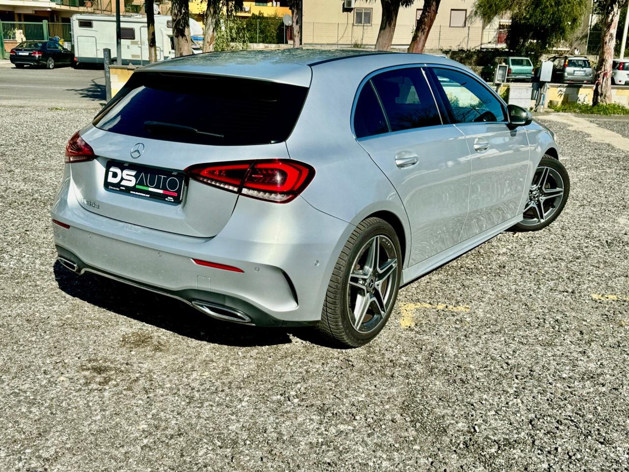 MERCEDES-BENZ A 180 D AUTOMATIC PREMIUM