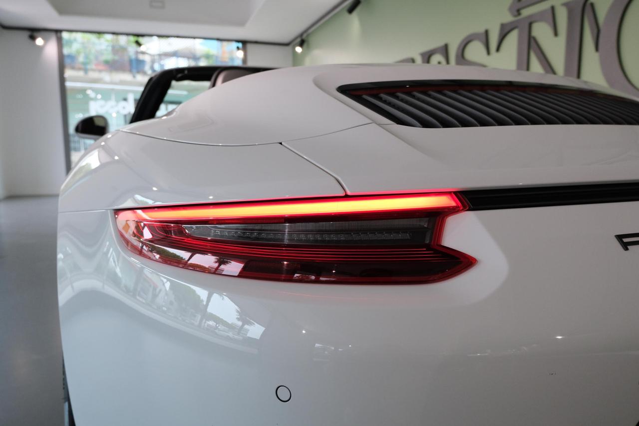 Porsche 911 Cabrio 3.0 Carrera GTS