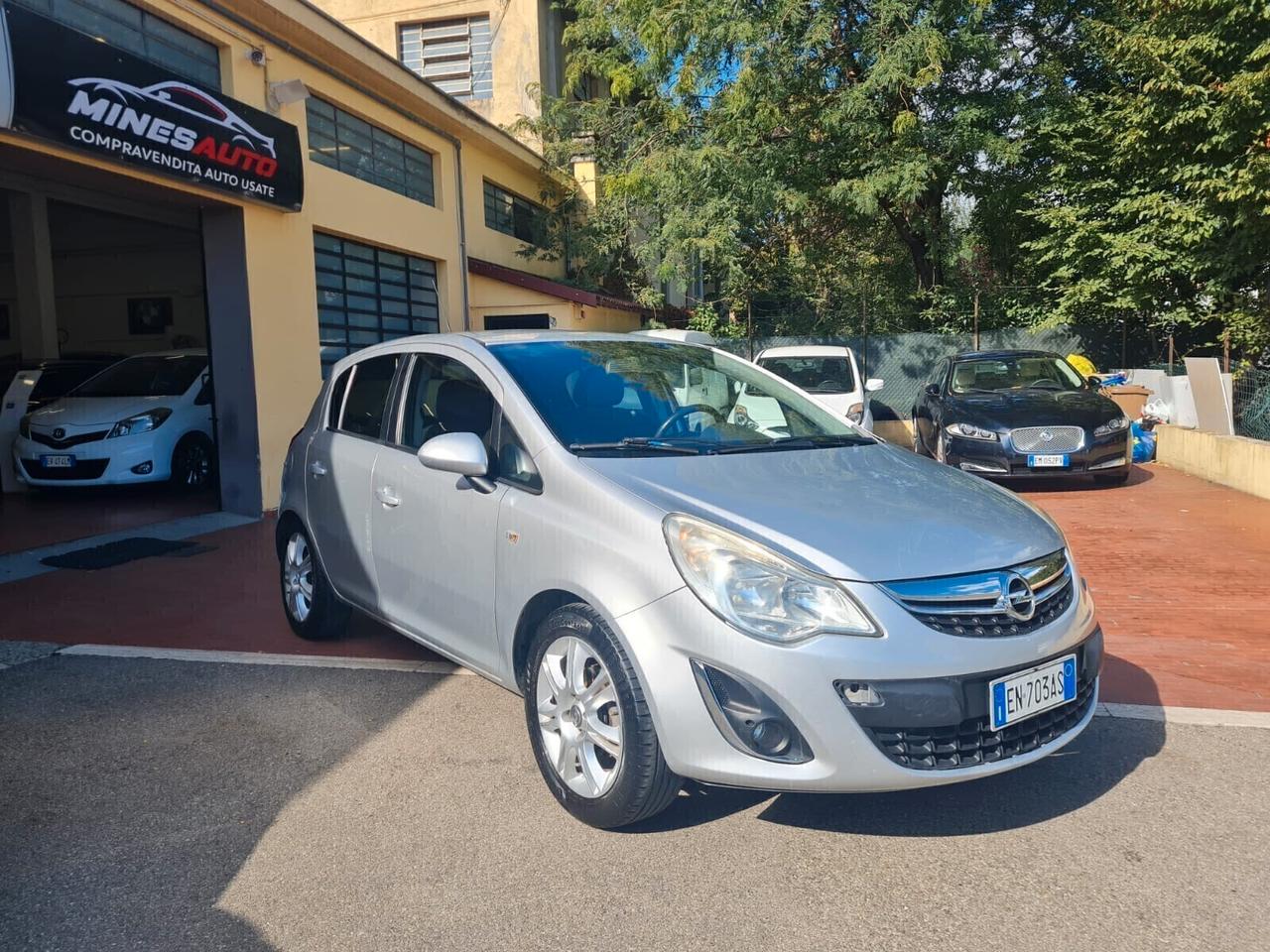 Opel Corsa 2012 1.2 BENZ/GPL 85CV 5 porte