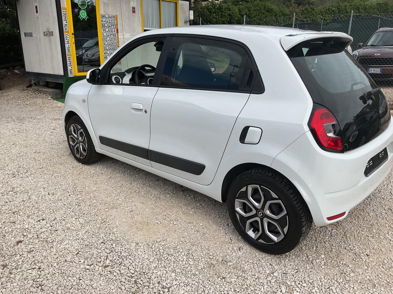 Renault Twingo SCe 65 CV Signature