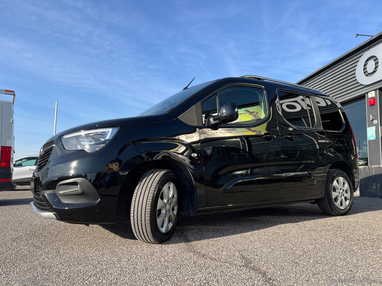 Combo Cargo 1.5 D 130S&S AT8 COME NUOVO