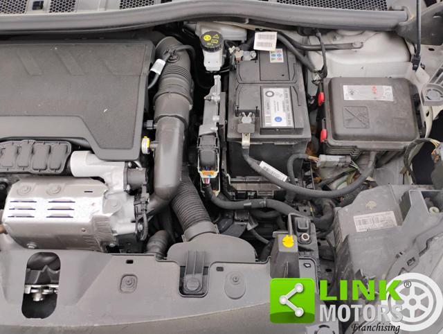 PEUGEOT 2008 PureTech 130 S&S GT Line