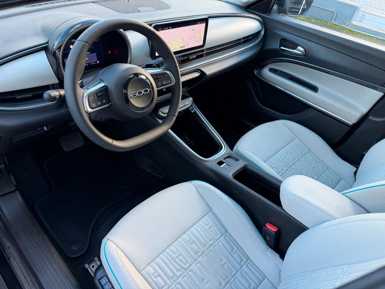 Fiat 600 Hybrid 100CV DCT MHEV La Prima