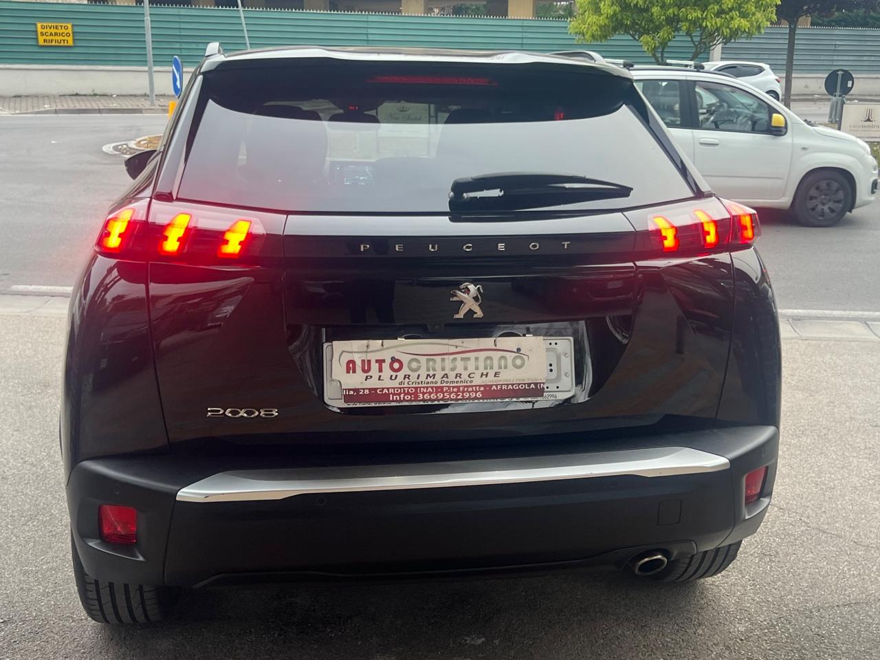 Peugeot 2008 BlueHDi 130 S&S EAT8 Allure