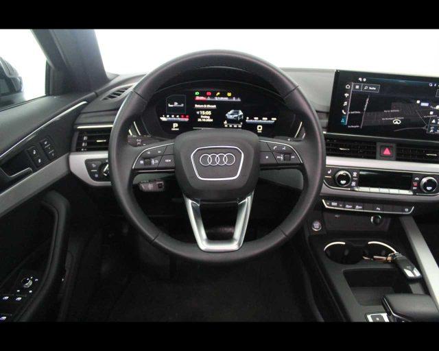 AUDI A4 Avant 40 TDI quattro S tronic Business Advanced