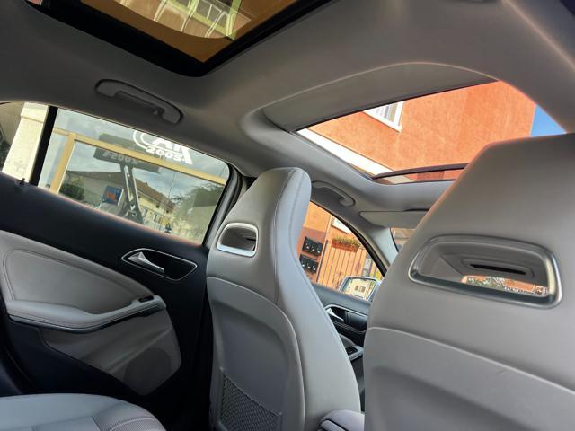 MERCEDES-BENZ GLA 220 Automatic 4Matic