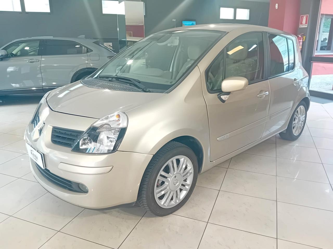 Renault Modus 1.6 16V Initiale