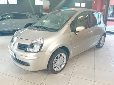 Renault Modus 1.6 16V Initiale