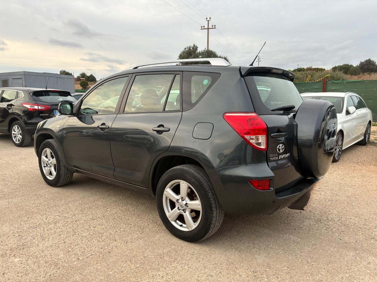 Toyota RAV 4 RAV4 2.2 D-4D 136 CV LUXURY (100 KW)