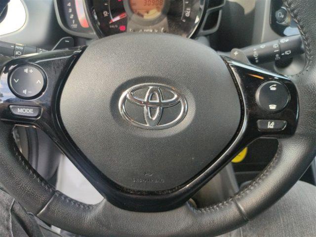 TOYOTA Aygo Connect 1.0 VVT-i CARPLAY,TELECAMERA,CLIMA ..